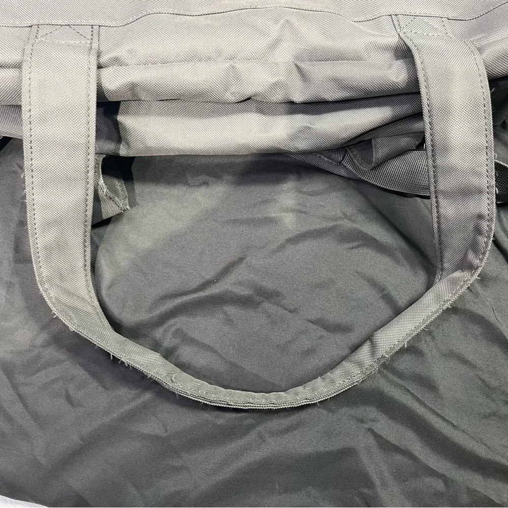 Herschel‎ Supply Company Gray Travel Bag